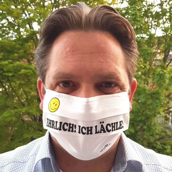 Gesichtsmaske Alltagsmaske wiederverwendbar handarbeit Humor / Spruch "Ehrlich! Ich lächle!  männlich