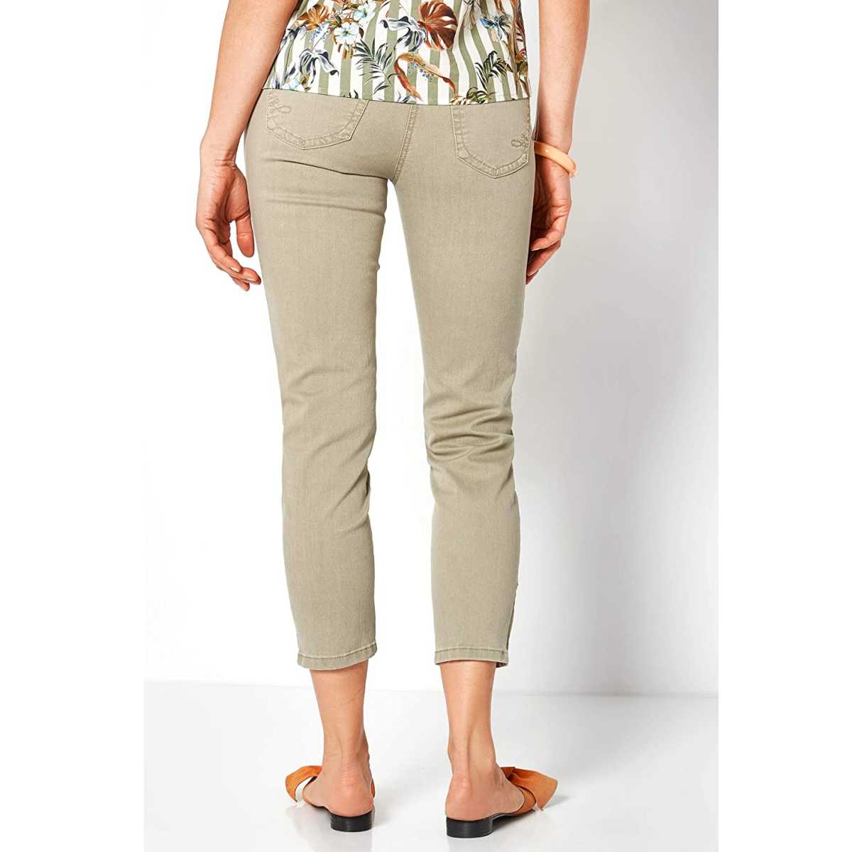 7/8 Damen Hose Perfect Shape von Toni mit Zip Art.21-33_1107-8_81 in Farbe light khaki hinten