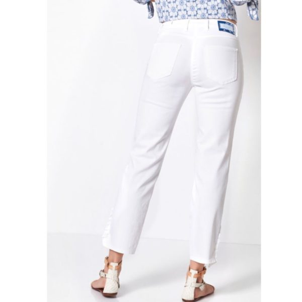 Damen Hose / Jeans Perfect Shape von Toni mit rüschen am Beinabschluss in weiss hinten