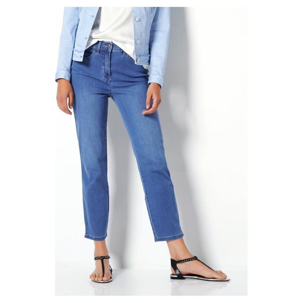 Damen Jeans be loved von Toni Form Cs in bleached blue front angezogen