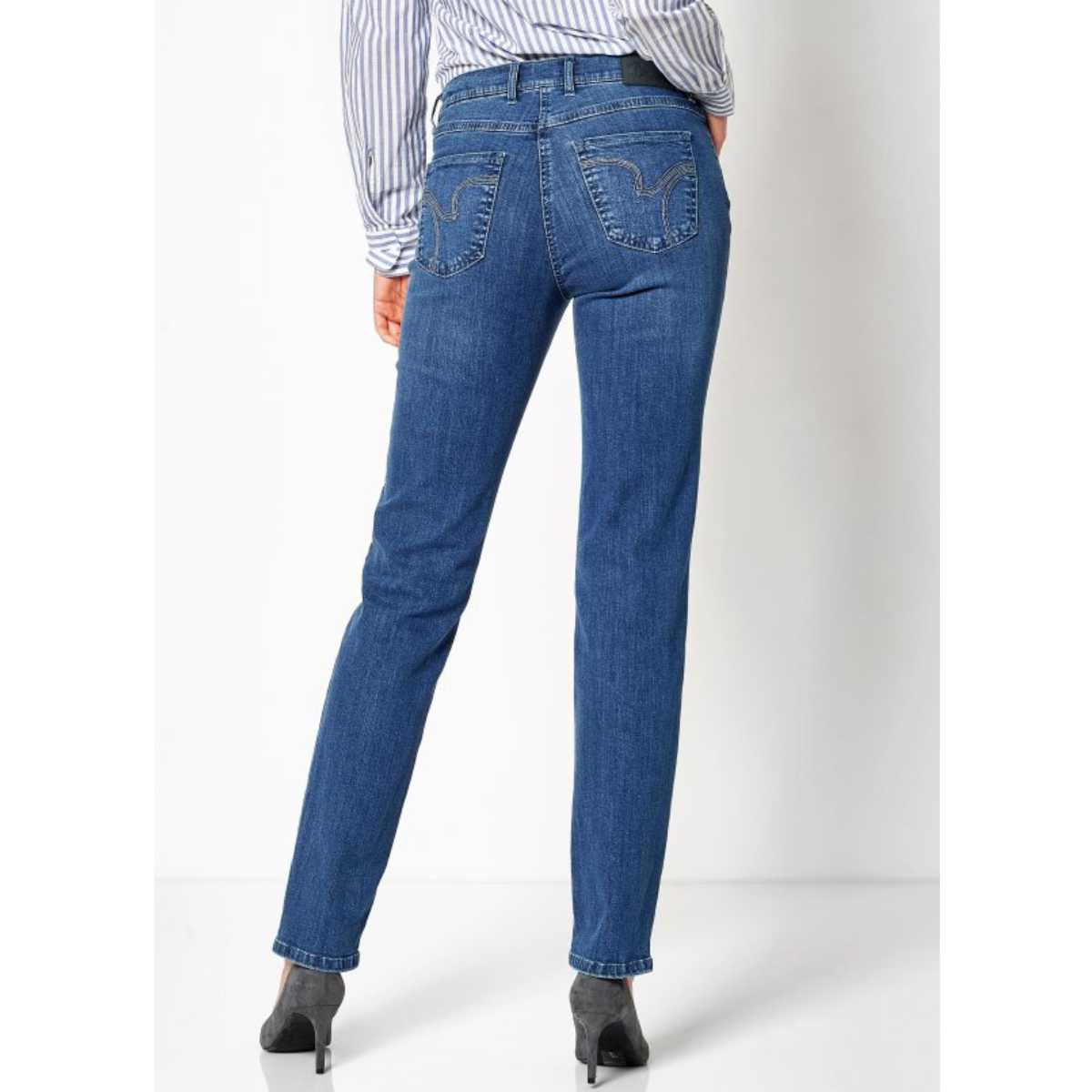 Damen Jeans Perfect Shape von Toni in Mittel blau rückansicht