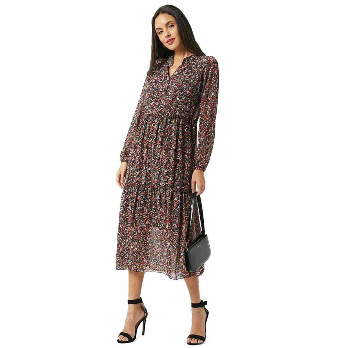 Damen Kleid "Fee" von Hailys Maxikleid knöchellang mit Blumenprint online kaufen, oder bei Zweisam Mode in Schonach ganzkörper