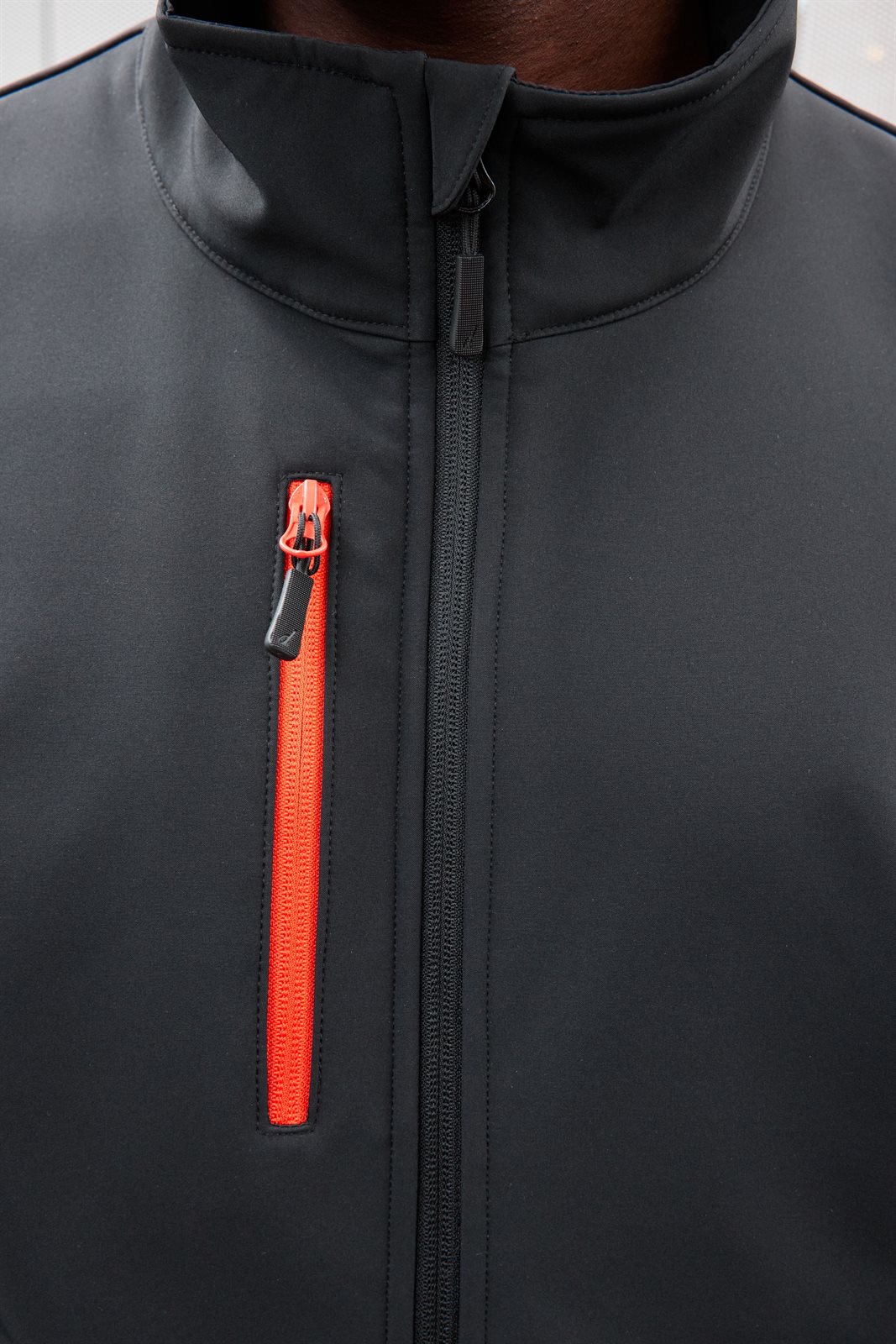 Jacke Unisex – Workwear Softshell Jacket, Detailansicht
