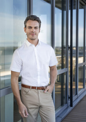 Hemd Herren – Kurzarm Herrenhemd Active-Stretch in Modern-Fit