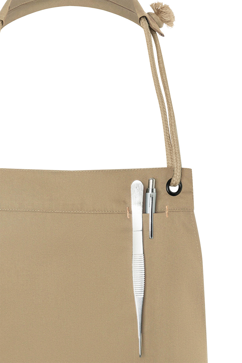 Latzschürze Unisex Kieselbeige – Latzschürze New-Nature, Detailansicht