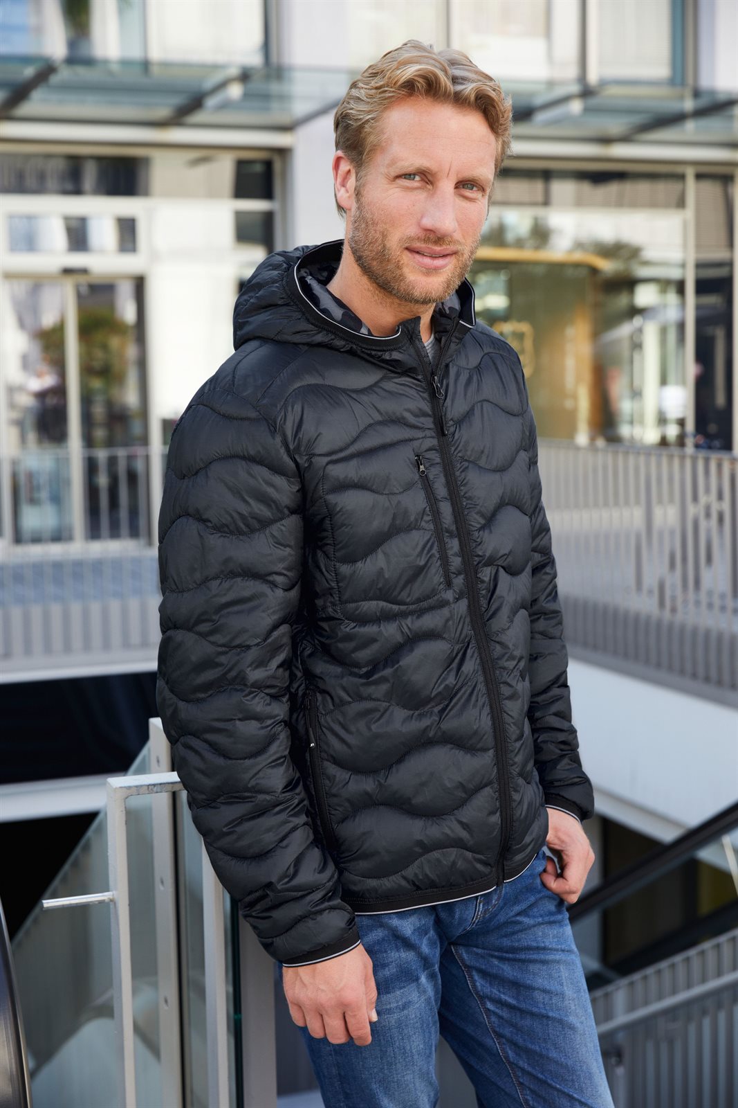Jacke Herren – Men's Padded Jacket, Detailansicht